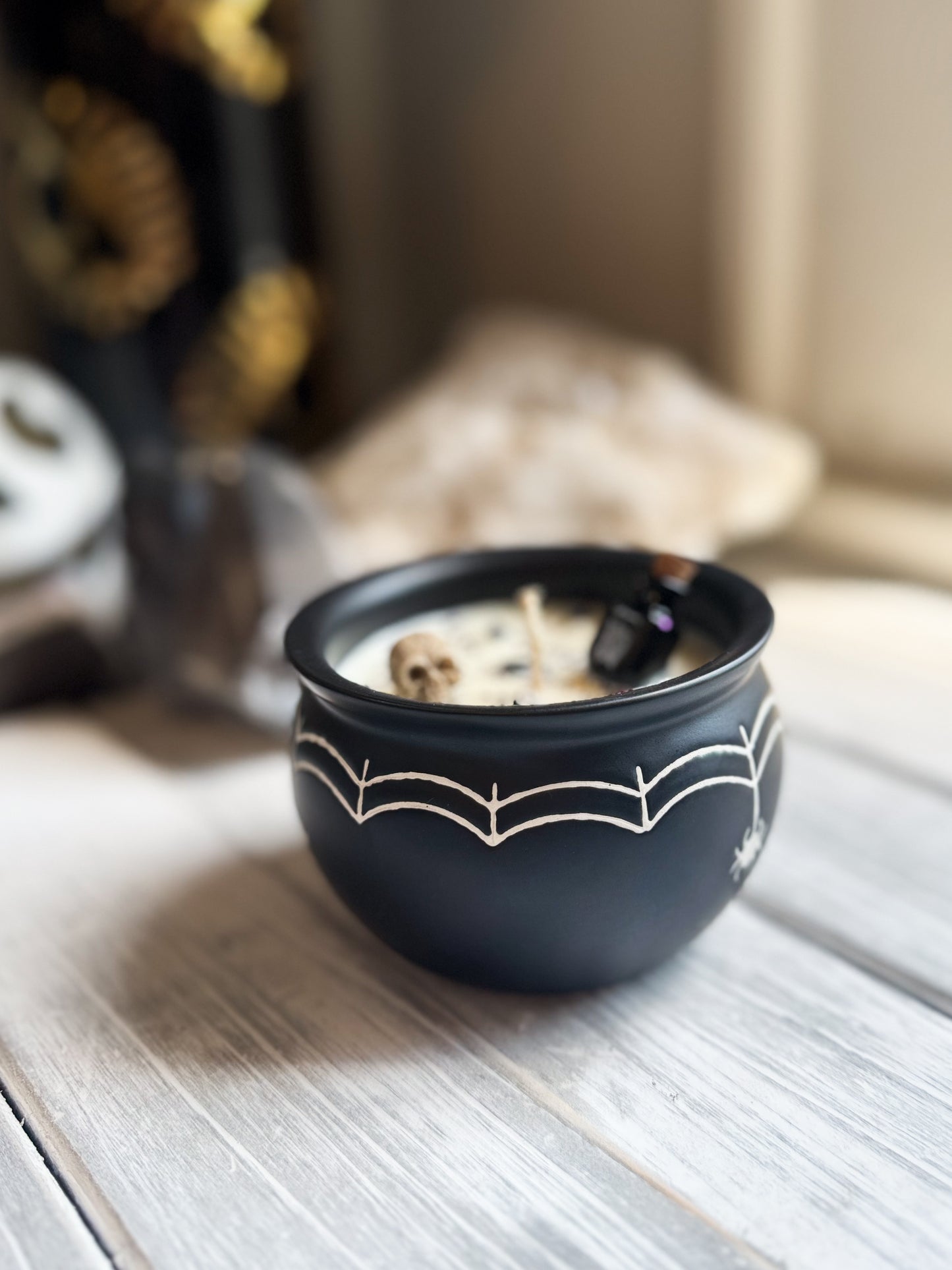 Limited Edition Witches Cauldron 8oz