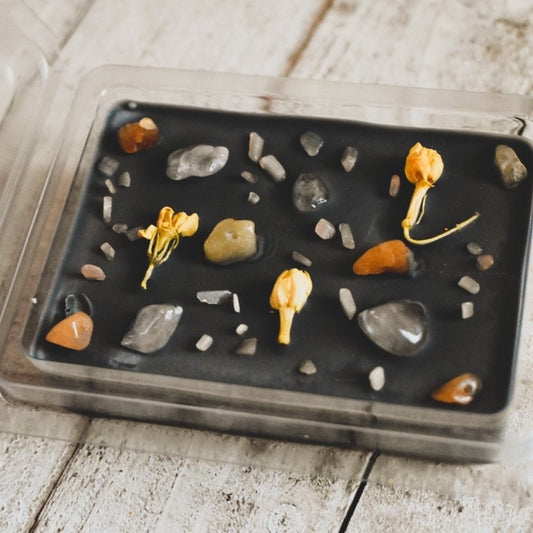 Midnight Lovin’ - Cool Musk & Cedarwood w/ Peach Moonstone, Red Aventurine, Rose Quartz, Jasmine  (Sensual love intention soy wax melts)