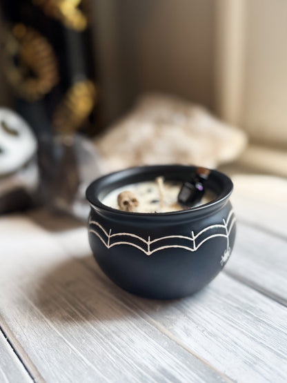 Limited Edition Witches Cauldron 8oz